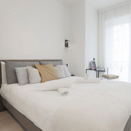 New Modern Flat 10 Minutes Walk From Central Station Milán Exterior foto